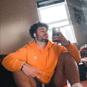 Meet your Posher, Preston